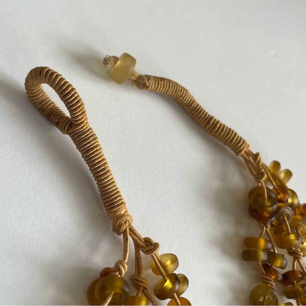 Vintage amber three strand necklace plus earrings - Picture 7 of 11